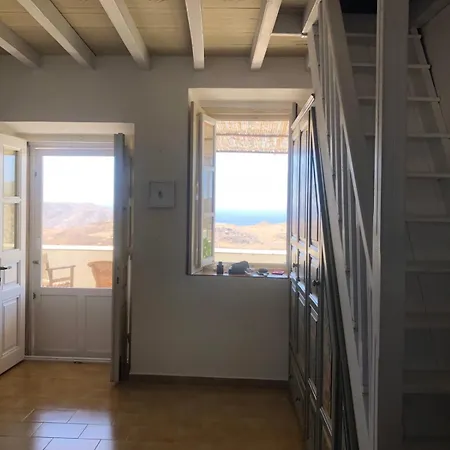 Casa de Férias Traditional In Chora With Majestic Views *