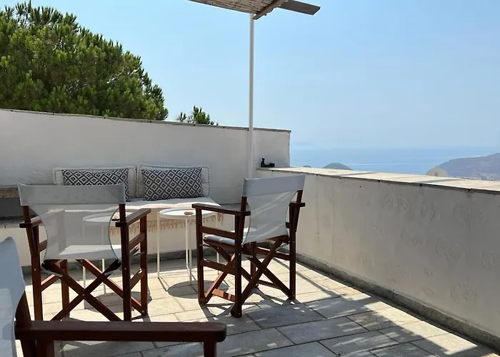 Traditional In Chora With Majestic Views *